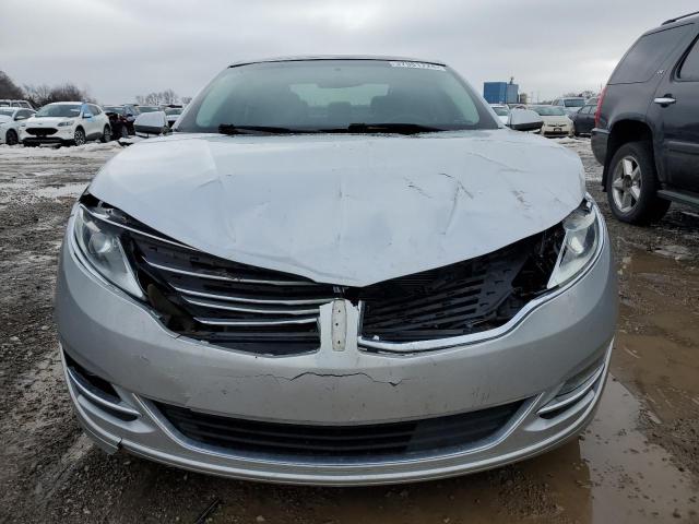 3LN6L2JKXGR601726 - 2016 LINCOLN MKZ SILVER photo 5