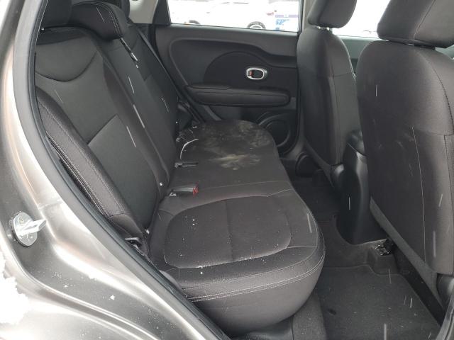 KNDJN2A21G7409529 - 2016 KIA SOUL GRAY photo 10