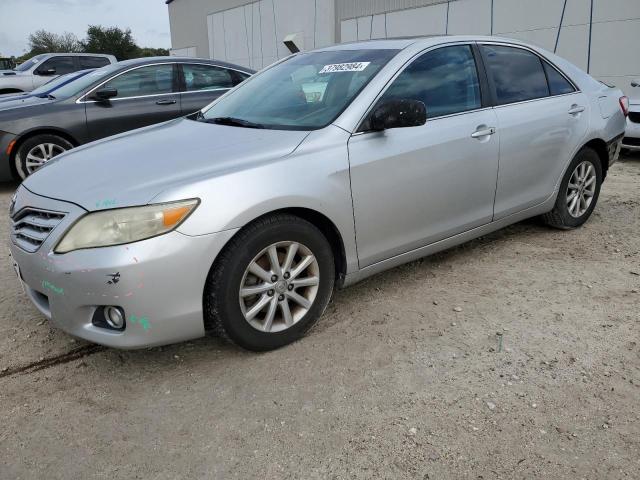 4T1BF3EK6BU759925 - 2011 TOYOTA CAMRY BASE SILVER photo 1