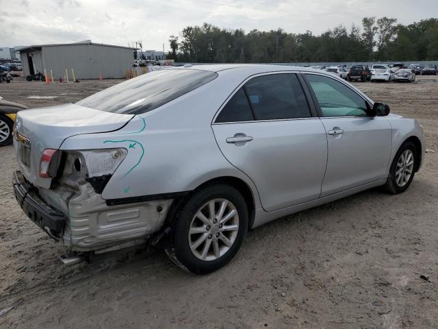 4T1BF3EK6BU759925 - 2011 TOYOTA CAMRY BASE SILVER photo 3