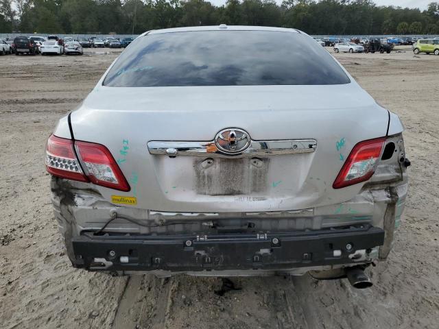 4T1BF3EK6BU759925 - 2011 TOYOTA CAMRY BASE SILVER photo 6