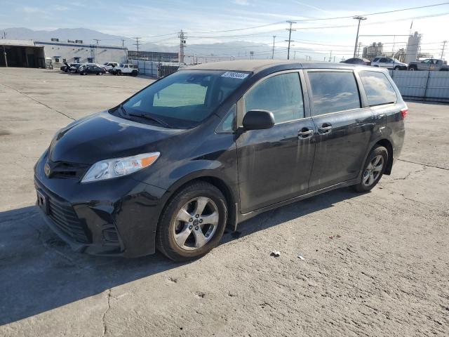 5TDZZ3DCXJS965076 - 2018 TOYOTA SIENNA L BLACK photo 1