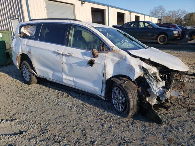 2C4RC1DGXLR256927 - 2020 CHRYSLER VOYAGER LXI WHITE photo 4