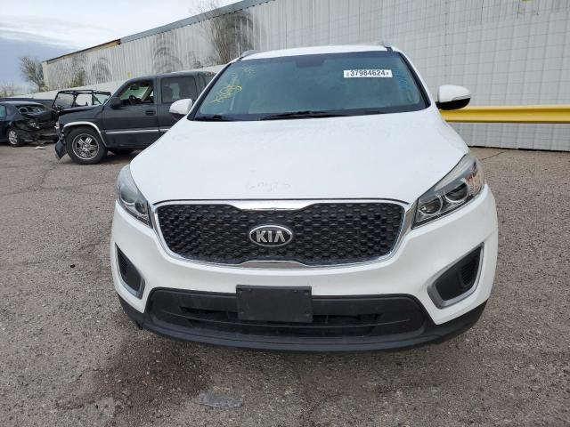 5XYPG4A31HG201146 - 2017 KIA SORENTO LX WHITE photo 5