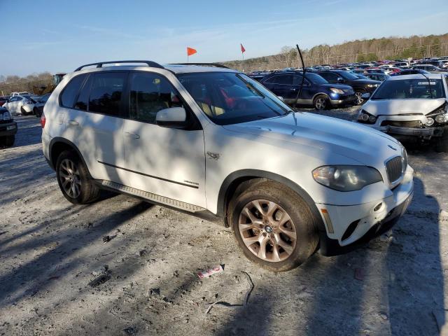 5UXZV4C50CL745789 - 2012 BMW X5 XDRIVE35I WHITE photo 4