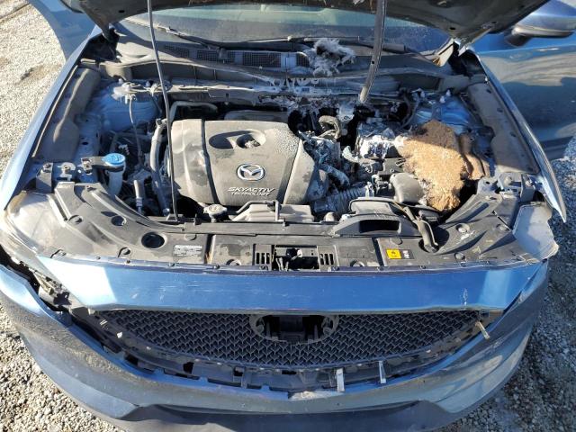 JM3KFABL0H0112045 - 2017 MAZDA CX-5 SPORT BLUE photo 12