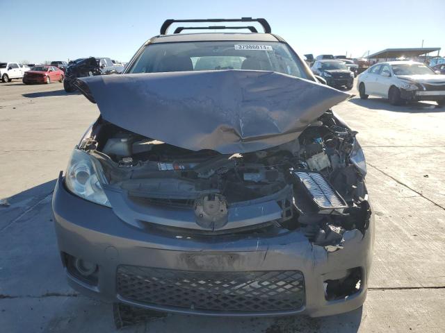 JM1CR293370158337 - 2007 MAZDA 5 GRAY photo 5