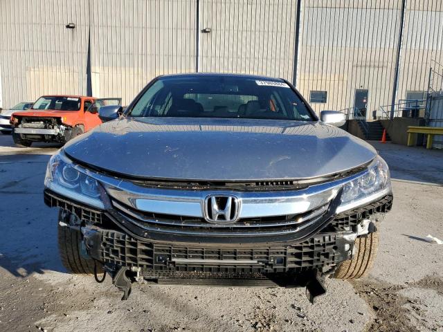 1HGCR3F89GA007231 - 2016 HONDA ACCORD EXL SILVER photo 5