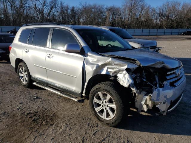 5TDZK3EH2DS094824 - 2013 TOYOTA HIGHLANDER BASE TAN photo 4