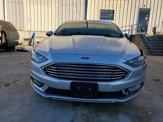 3FA6P0HD4HR307539 - 2017 FORD FUSION SE SILVER photo 5