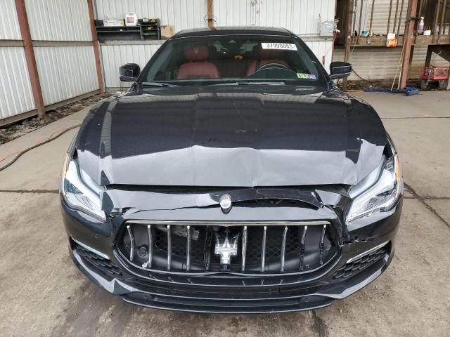 ZAM56YRLXJ1259893 - 2018 MASERATI QUATTROPOR S BLACK photo 5