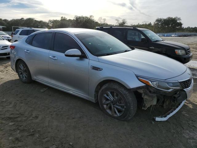 5XXGT4L30KG342293 - 2019 KIA OPTIMA LX SILVER photo 4