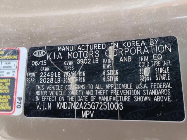 KNDJN2A25G7251003 - 2016 KIA SOUL TAN photo 13