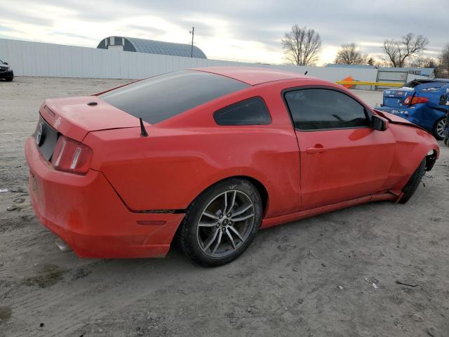 1ZVBP8AMXD5219302 - 2013 FORD MUSTANG RED photo 3