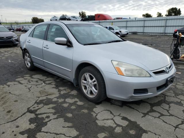 1HGCM56347A168441 - 2007 HONDA ACCORD SE SILVER photo 4