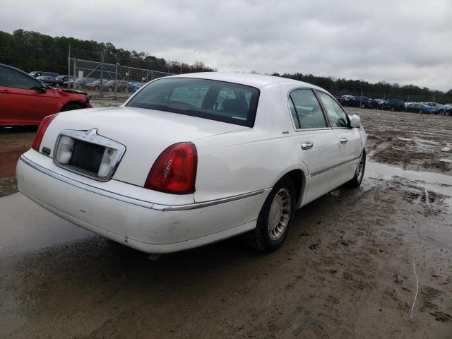 1LNHM81W7YY852914 - 2000 LINCOLN TOWN CAR EXECUTIVE WHITE photo 3