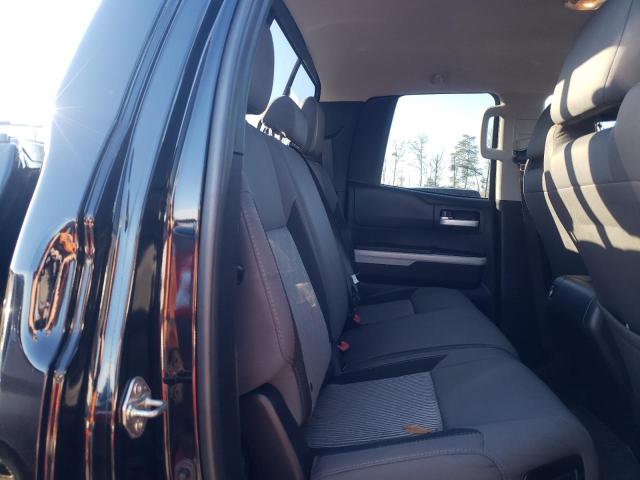 5TFUW5F13FX429405 - 2015 TOYOTA TUNDRA DOUBLE CAB SR/SR5 BLACK photo 10