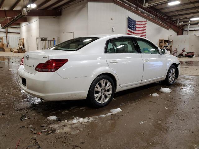 4T1BK36B48U280521 - 2008 TOYOTA AVALON XL WHITE photo 3