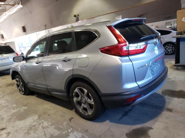 2HKRW2H50JH600605 - 2018 HONDA CR-V EX SILVER photo 2