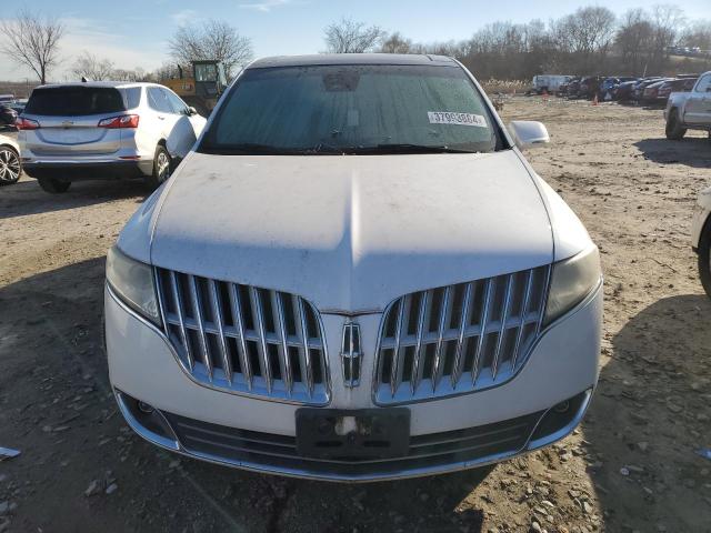 2LMHJ5AT4ABJ20728 - 2010 LINCOLN MKT WHITE photo 5