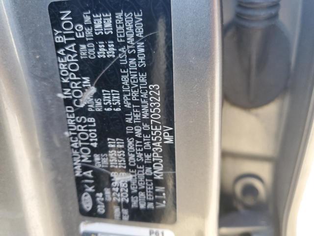 KNDJP3A55E7053223 - 2014 KIA SOUL + GRAY photo 12