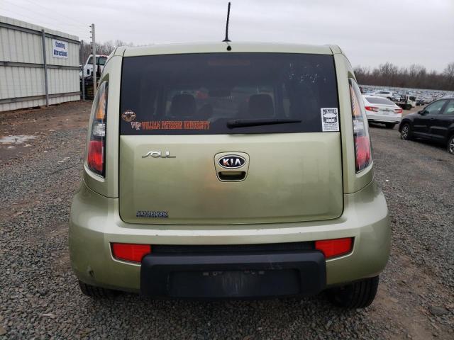 KNDJT2A27A7039703 - 2010 KIA SOUL + GREEN photo 6