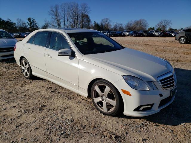 WDDHF8HB7BA354803 - 2011 MERCEDES-BENZ E 350 4MATIC WHITE photo 4