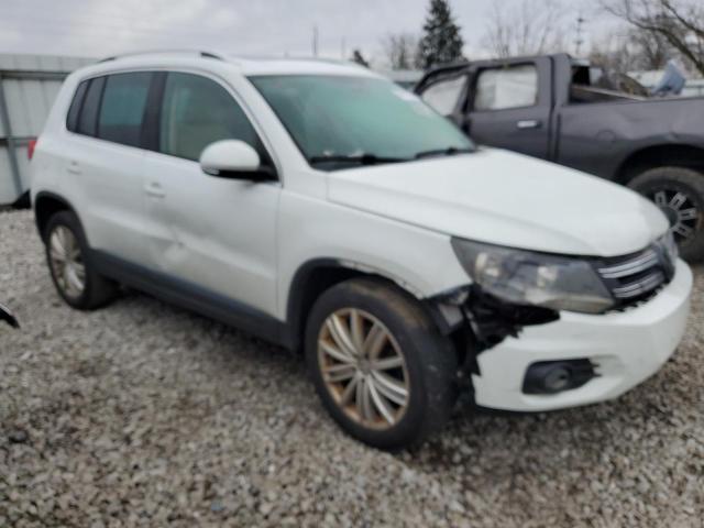 WVGAV7AX6FW516097 - 2015 VOLKSWAGEN TIGUAN S WHITE photo 4