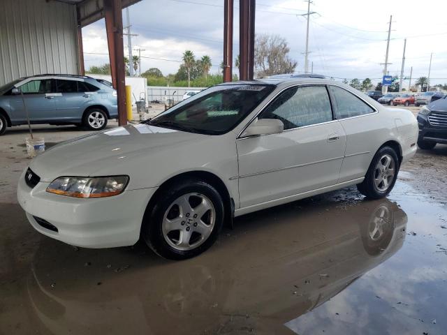 1HGCG2253WA018171 - 1998 HONDA ACCORD EX WHITE photo 1