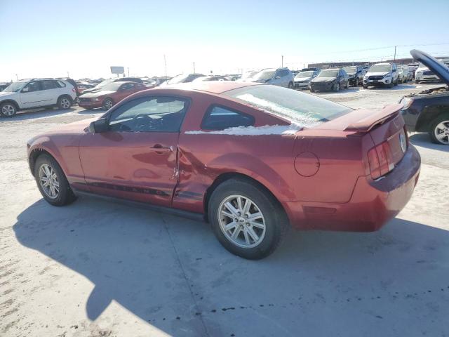 1ZVFT80N255109742 - 2005 FORD MUSTANG RED photo 2