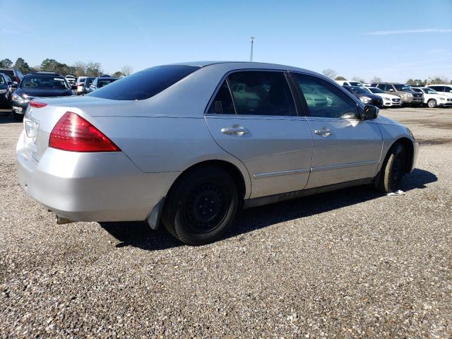 3HGCM56457G700984 - 2007 HONDA ACCORD LX SILVER photo 3