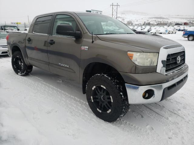 5TFDV541X8X076461 - 2008 TOYOTA TUNDRA CREWMAX BROWN photo 4