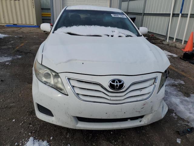 4T4BF3EK8AR039465 - 2010 TOYOTA CAMRY BASE WHITE photo 5