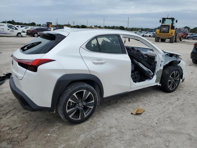 JTHY3JBH3K2001622 - 2019 LEXUS UX 200 WHITE photo 3