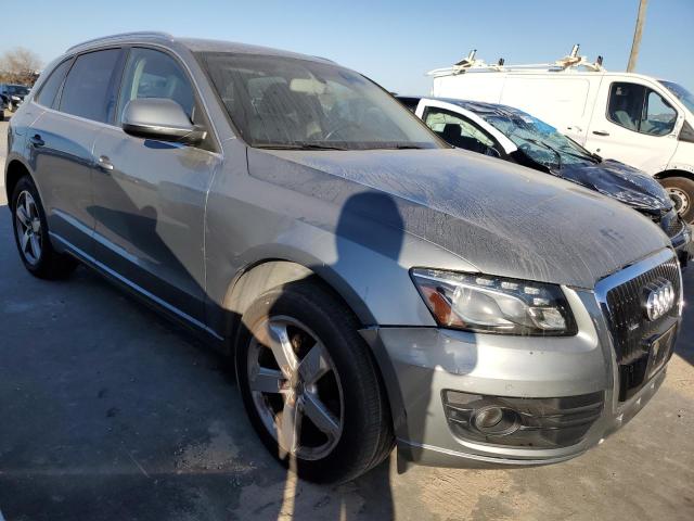 WA1VKAFP4AA056054 - 2010 AUDI Q5 PRESTIGE SILVER photo 4