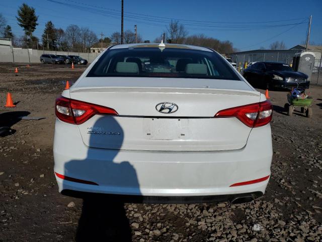 5NPE24AFXFH191464 - 2015 HYUNDAI SONATA SE WHITE photo 6