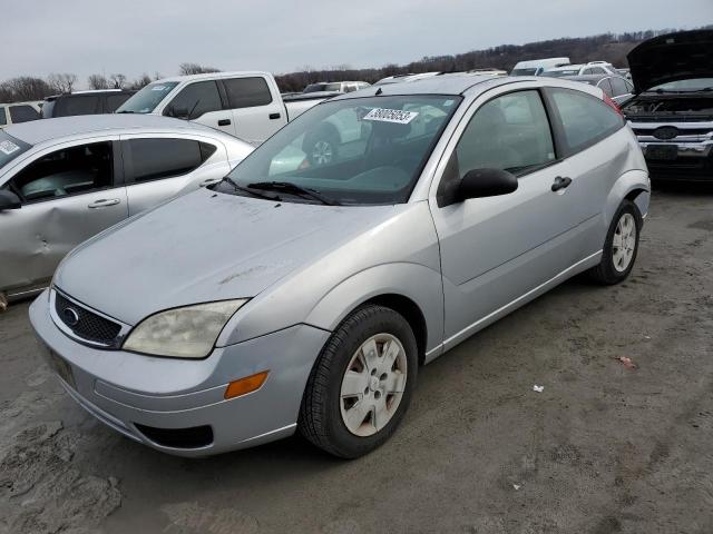 1FAFP31N27W278803 - 2007 FORD FOCUS ZX3 SILVER photo 1