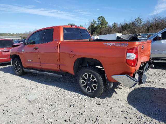 5TFUW5F18GX568656 - 2016 TOYOTA TUNDRA DOUBLE CAB SR/SR5 ORANGE photo 2