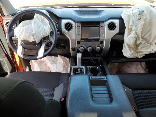 5TFUW5F18GX568656 - 2016 TOYOTA TUNDRA DOUBLE CAB SR/SR5 ORANGE photo 8