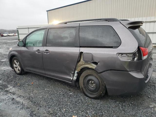 5TDKK3DC9DS316749 - 2013 TOYOTA SIENNA LE CHARCOAL photo 2