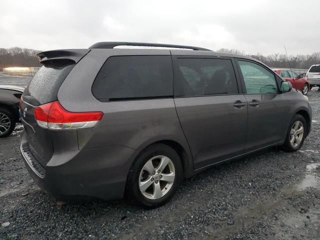 5TDKK3DC9DS316749 - 2013 TOYOTA SIENNA LE CHARCOAL photo 3