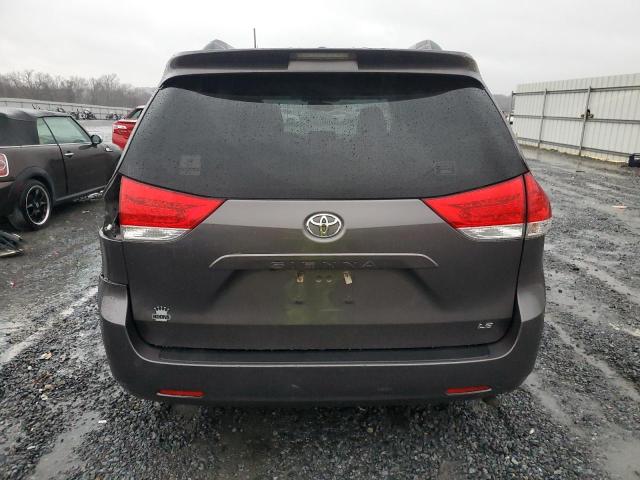 5TDKK3DC9DS316749 - 2013 TOYOTA SIENNA LE CHARCOAL photo 6