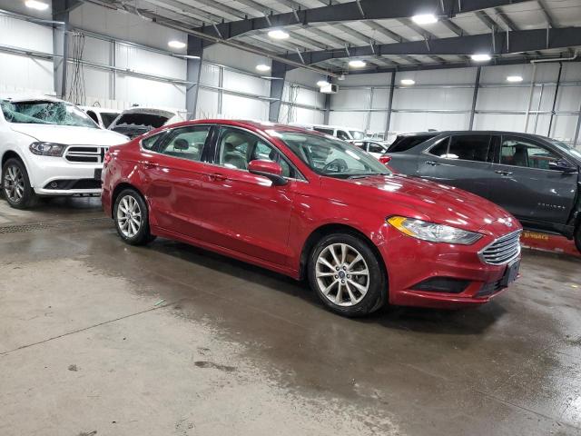 3FA6P0H71HR146643 - 2017 FORD FUSION SE MAROON photo 4