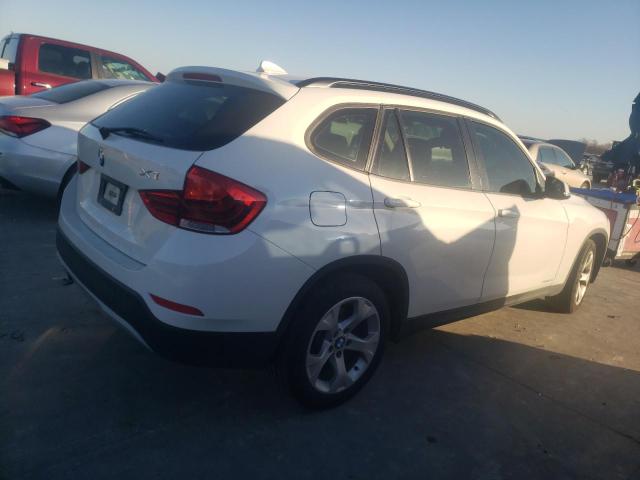 WBAVM1C54DVW44436 - 2013 BMW X1 SDRIVE28I WHITE photo 3