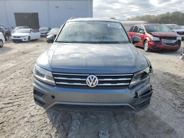 3VV3B7AX9JM052870 - 2018 VOLKSWAGEN TIGUAN SE GRAY photo 5