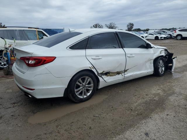 5NPE24AF4HH477751 - 2017 HYUNDAI SONATA SE WHITE photo 3