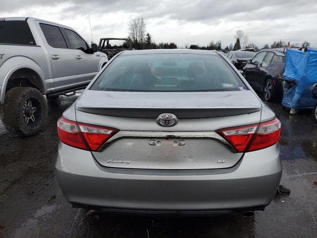 4T1BF1FK9GU162228 - 2016 TOYOTA CAMRY LE SILVER photo 6