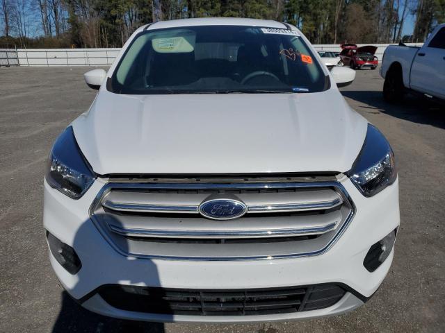 1FMCU0GD1KUB90327 - 2019 FORD ESCAPE SE WHITE photo 5