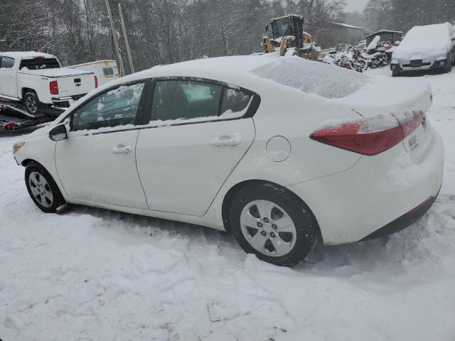 KNAFK4A60G5616578 - 2016 KIA FORTE LX WHITE photo 2