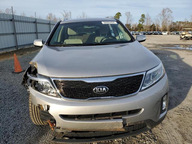 5XYKTCA66FG574500 - 2015 KIA SORENTO LX SILVER photo 5